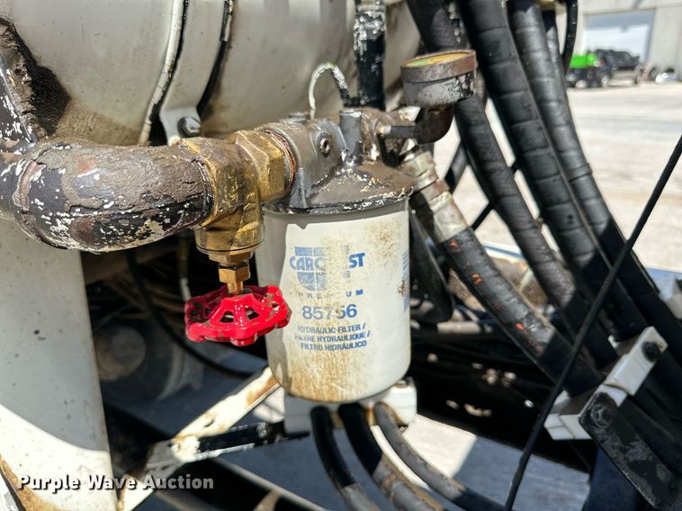 image for item NY9063 2005 Mack CV513  ready mix truck