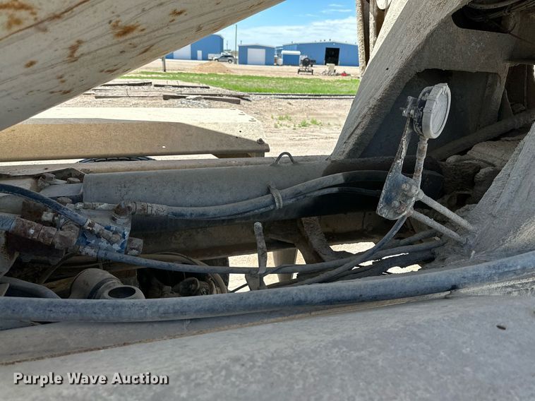 image for item NY9063 2005 Mack CV513  ready mix truck