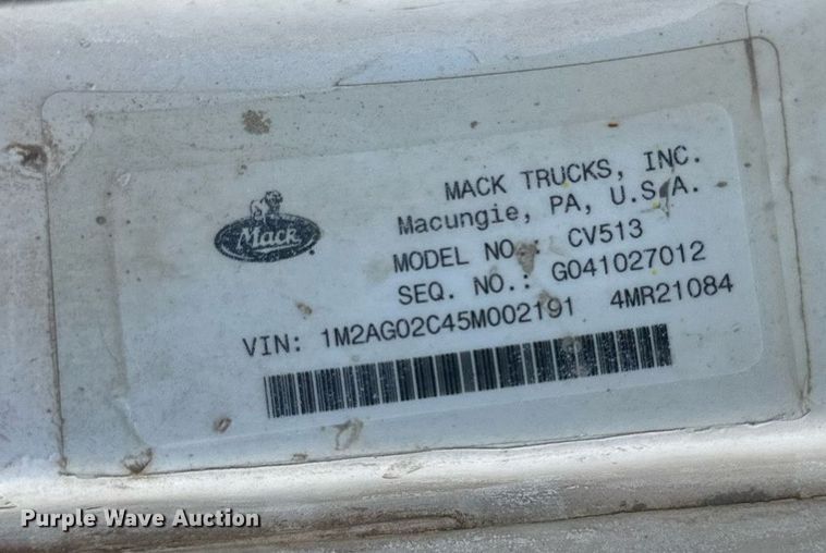 image for item NY9063 2005 Mack CV513  ready mix truck