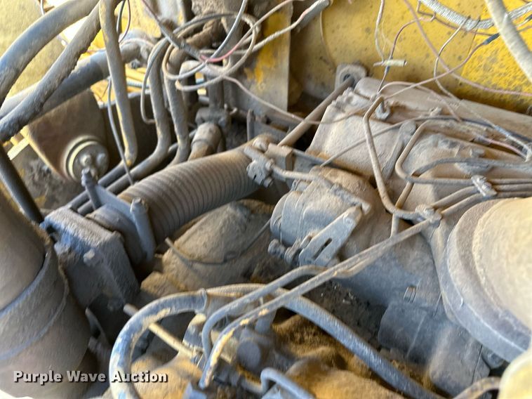 image for item NY9064 1970 Caterpillar 613  elevating scraper