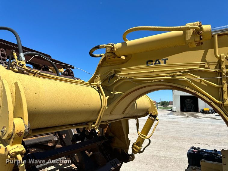 image for item NY9064 1970 Caterpillar 613  elevating scraper
