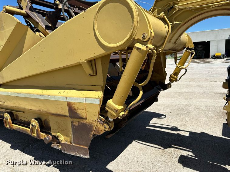 image for item NY9064 1970 Caterpillar 613  elevating scraper
