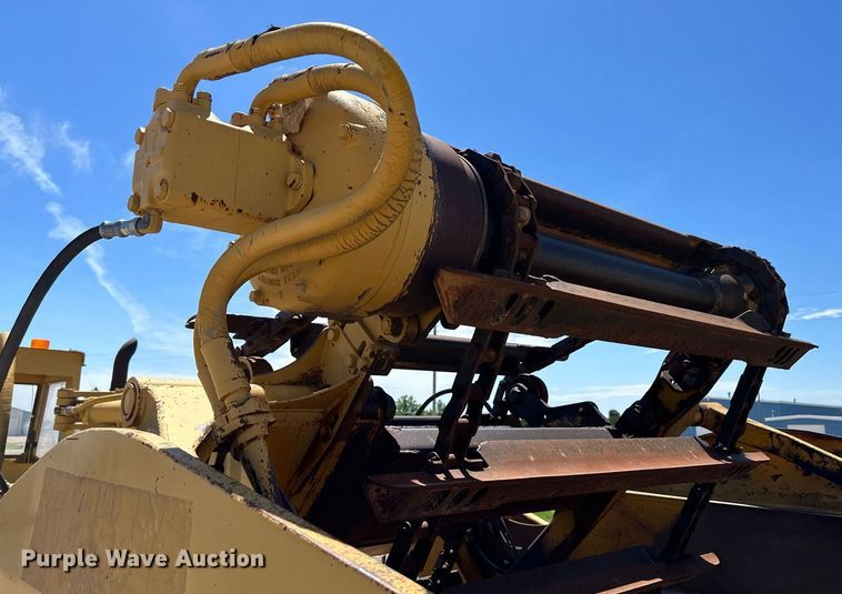 image for item NY9064 1970 Caterpillar 613  elevating scraper