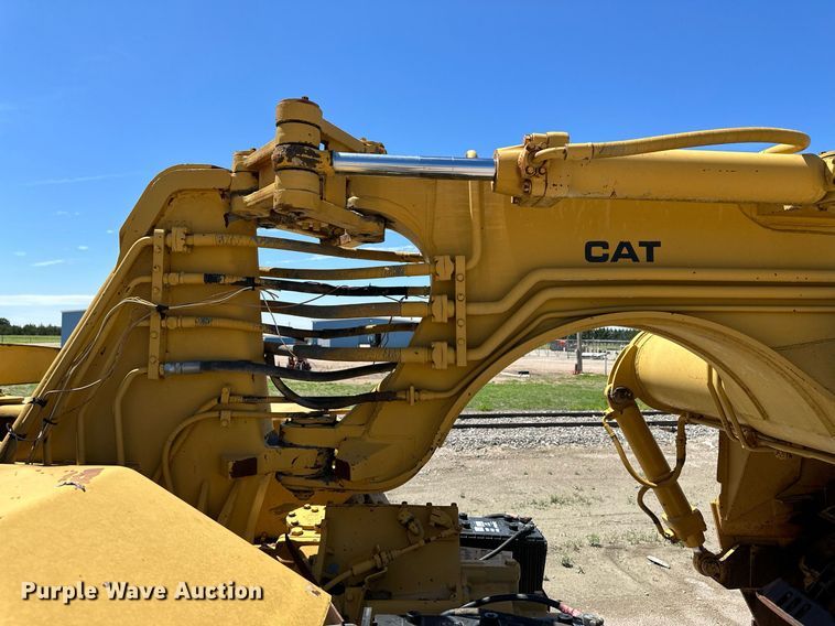 image for item NY9064 1970 Caterpillar 613  elevating scraper