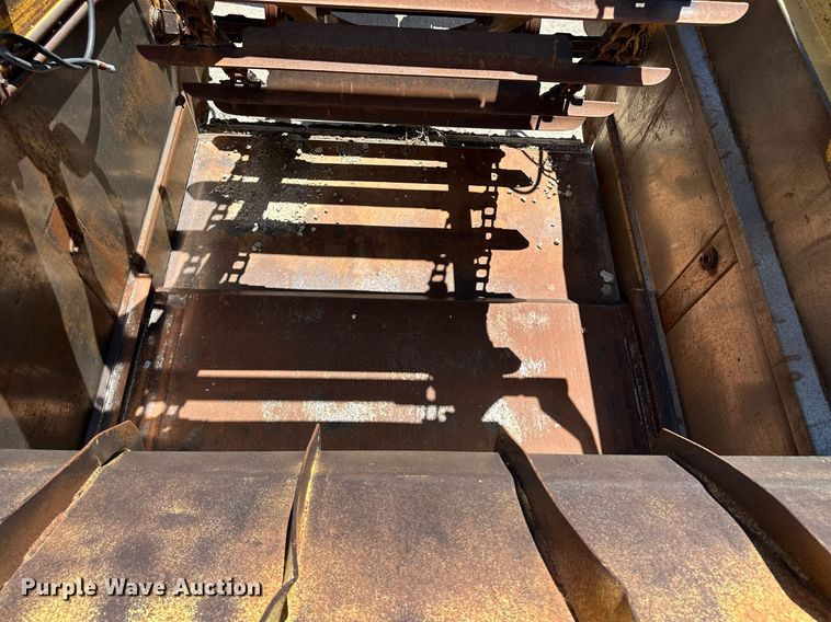 image for item NY9064 1970 Caterpillar 613  elevating scraper