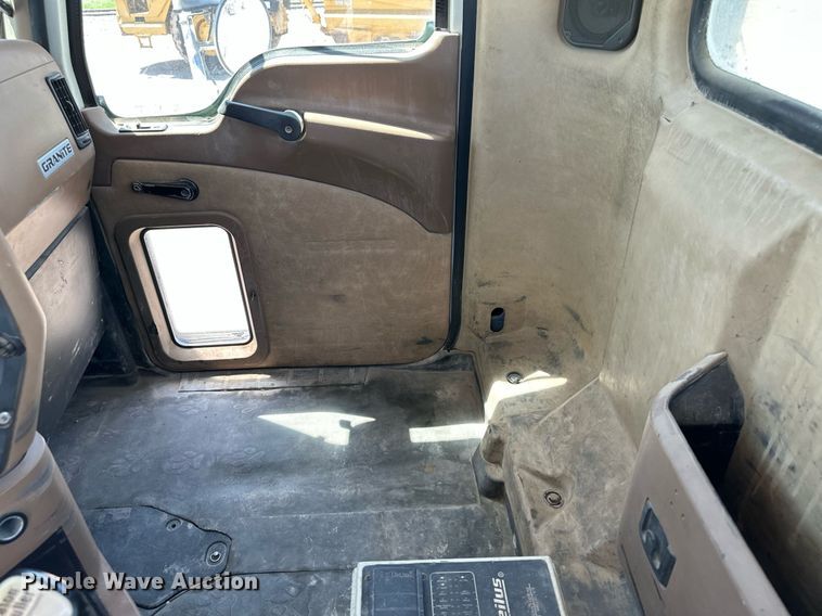 image for item NY9065 2007 Mack CTP713  ready mix truck