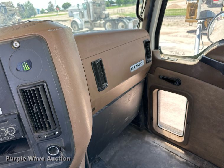 image for item NY9065 2007 Mack CTP713  ready mix truck