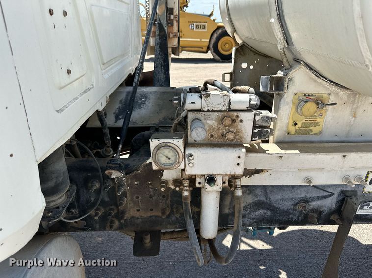 image for item NY9065 2007 Mack CTP713  ready mix truck