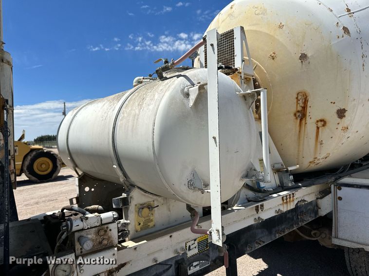 image for item NY9065 2007 Mack CTP713  ready mix truck