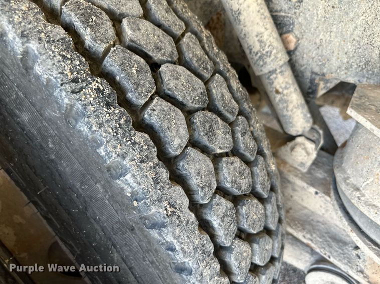 image for item NY9065 2007 Mack CTP713  ready mix truck