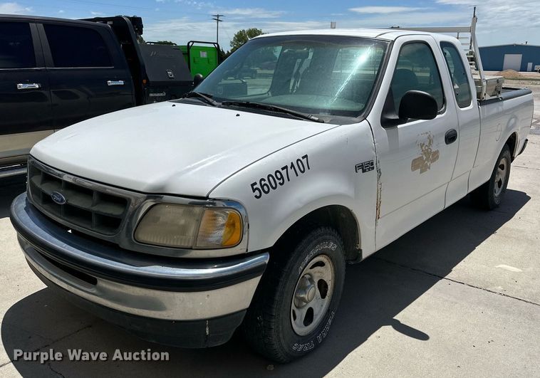 image for item NY9066 1997 Ford F150 XL  SuperCab pickup truck