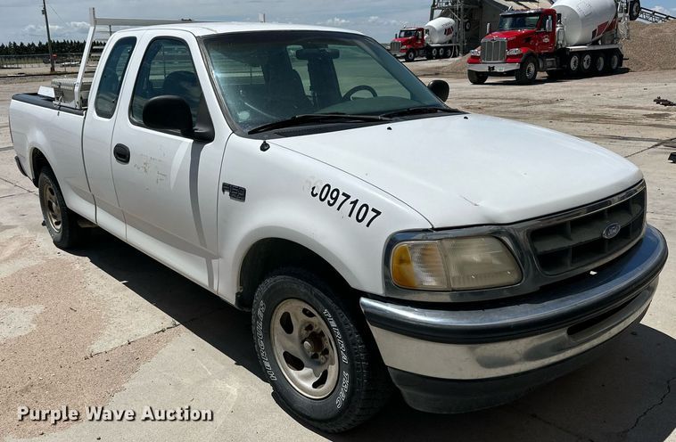 image for item NY9066 1997 Ford F150 XL  SuperCab pickup truck