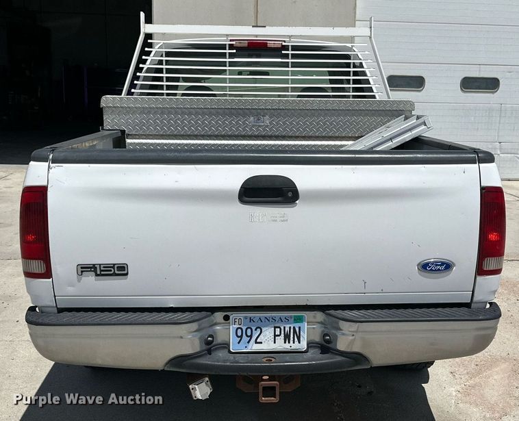 image for item NY9066 1997 Ford F150 XL  SuperCab pickup truck