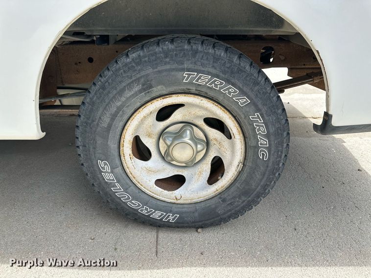 image for item NY9066 1997 Ford F150 XL  SuperCab pickup truck