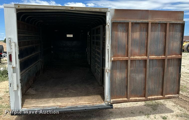 image for item NY9068 1991 Travalong  livestock trailer