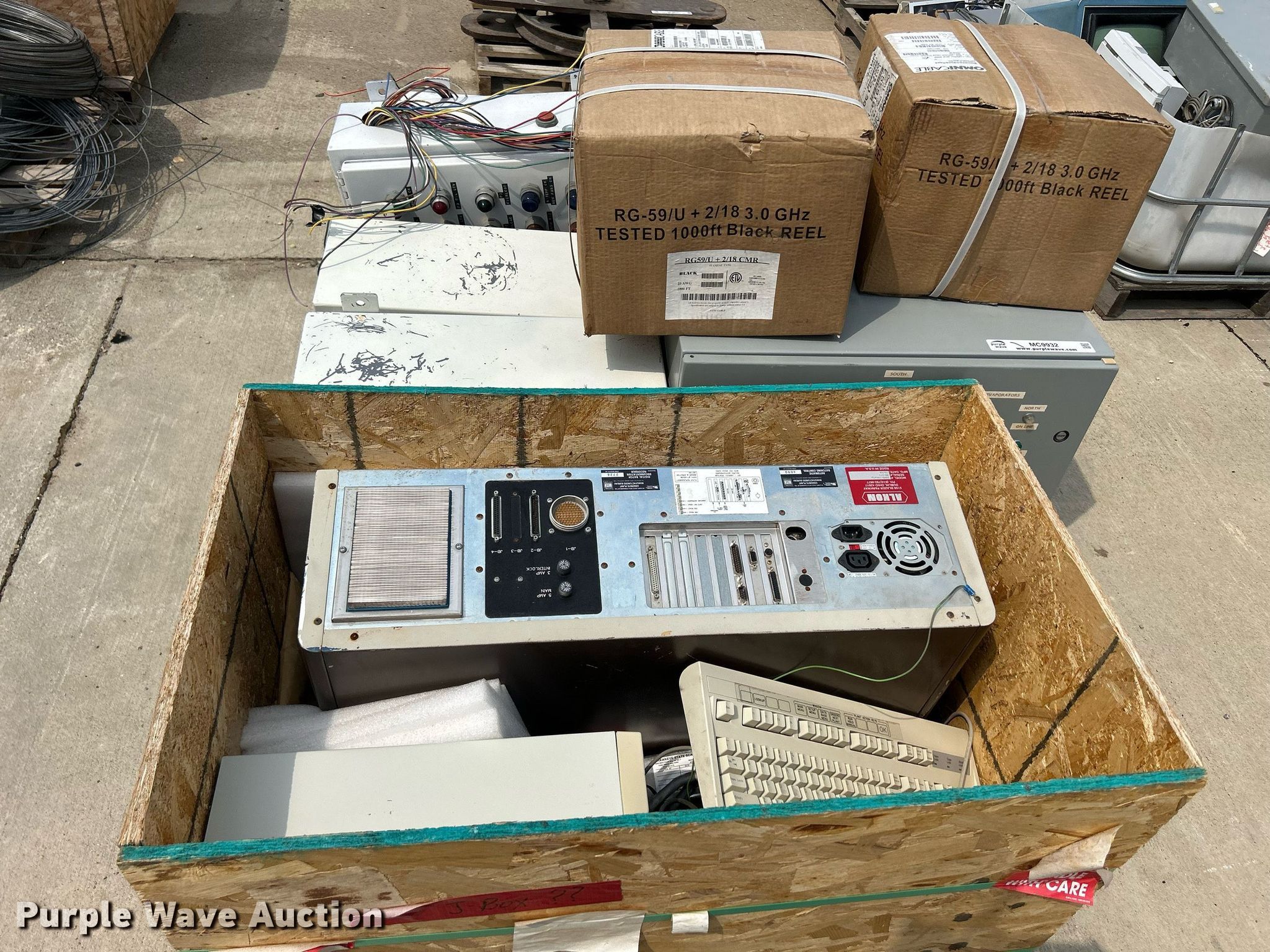 (16) pallets of electronics in New Hampton, IA Item MC9932 for sale