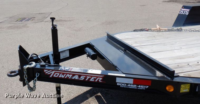 image for item AF9686 2020 Towmaster TC-10D  equipment trailer