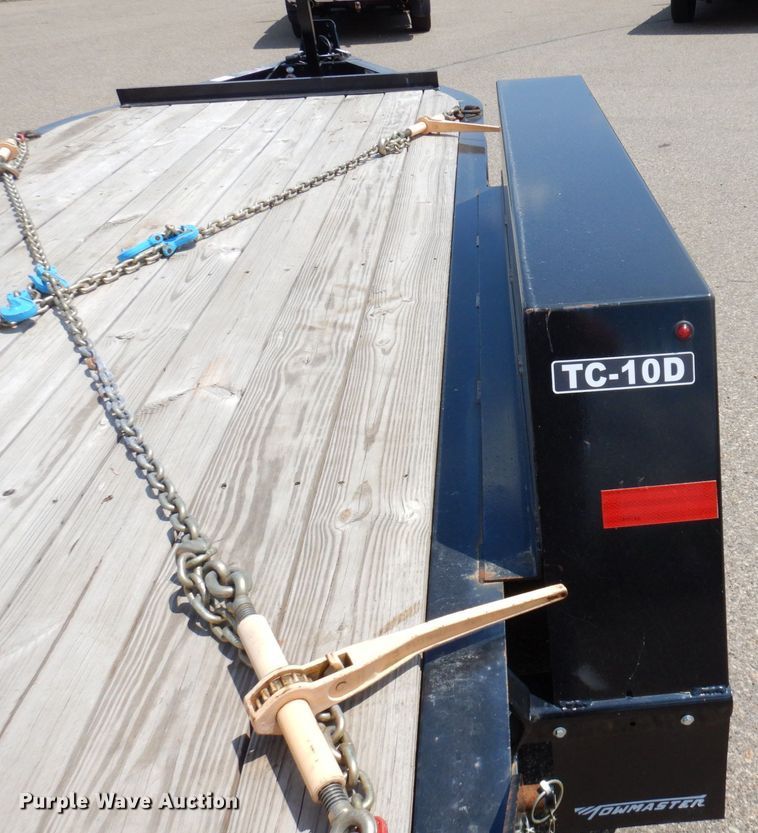 image for item AF9686 2020 Towmaster TC-10D  equipment trailer