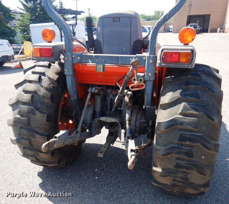 image for item AF9688 Kubota L3830D  MFWD tractor