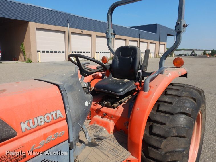 image for item AF9688 Kubota L3830D  MFWD tractor