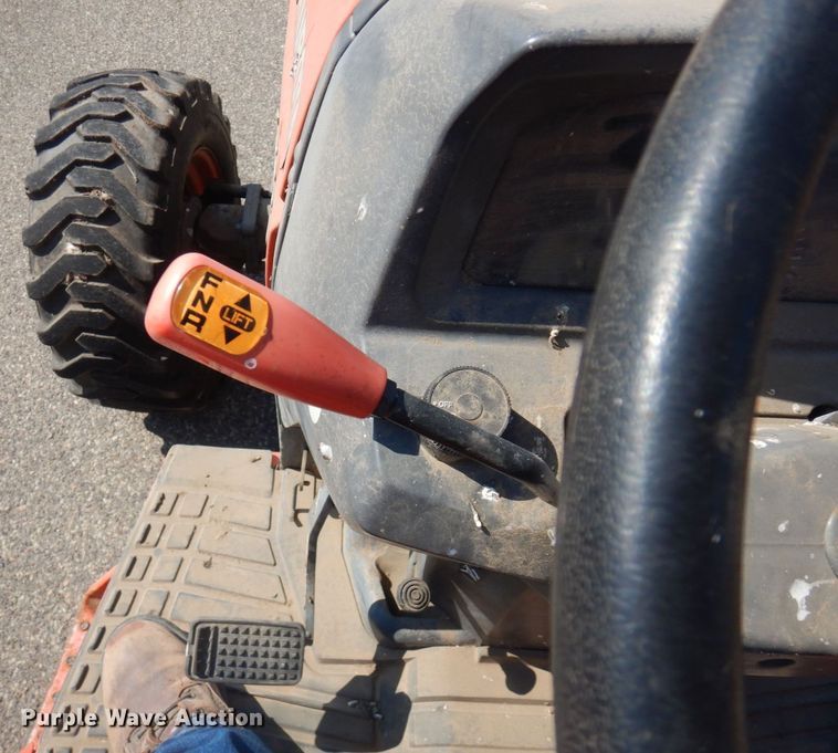 image for item AF9688 Kubota L3830D  MFWD tractor