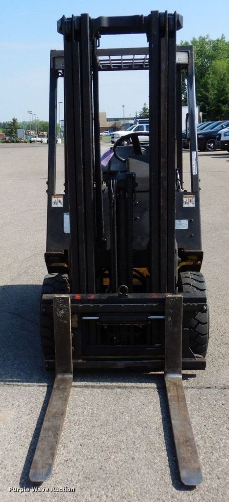 image for item AF9689 Yale GLP040 AFNUAE084  forklift