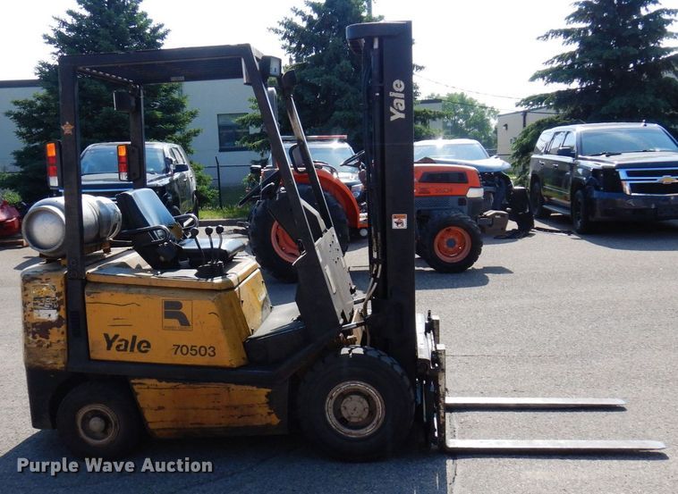 image for item AF9689 Yale GLP040 AFNUAE084  forklift
