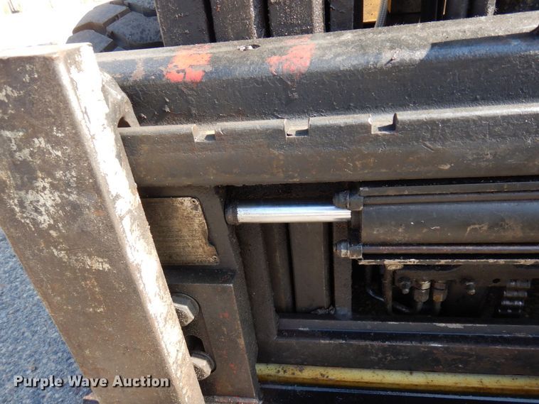 image for item AF9689 Yale GLP040 AFNUAE084  forklift