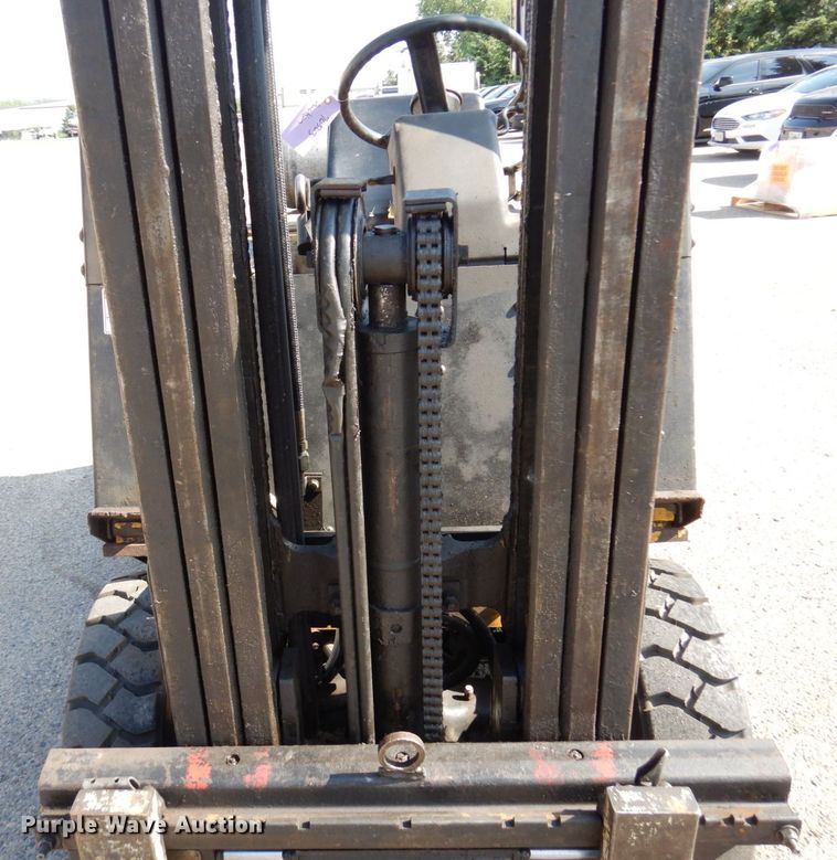image for item AF9689 Yale GLP040 AFNUAE084  forklift