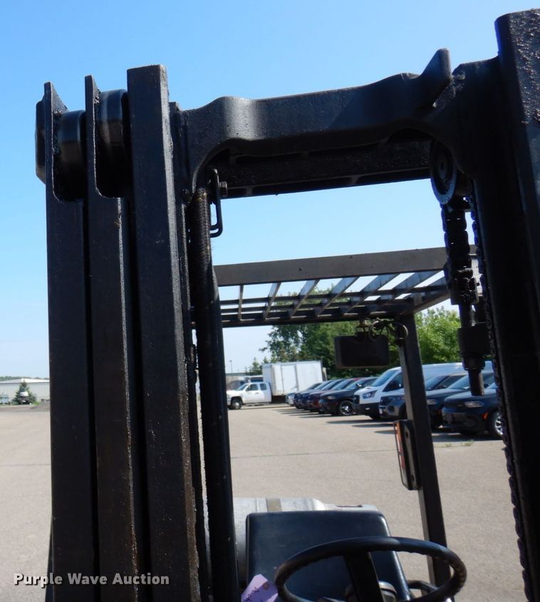 image for item AF9689 Yale GLP040 AFNUAE084  forklift