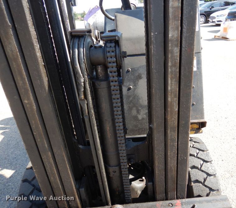 image for item AF9689 Yale GLP040 AFNUAE084  forklift