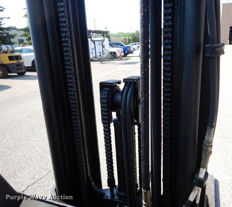 image for item AF9689 Yale GLP040 AFNUAE084  forklift