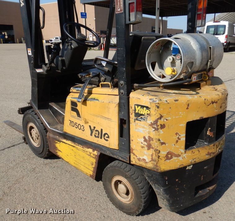 image for item AF9689 Yale GLP040 AFNUAE084  forklift