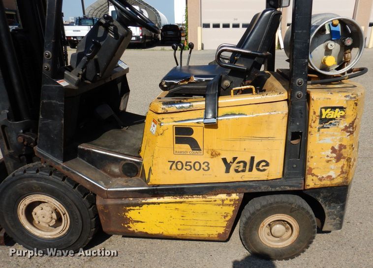 image for item AF9689 Yale GLP040 AFNUAE084  forklift