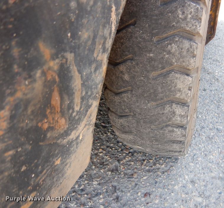 image for item AF9689 Yale GLP040 AFNUAE084  forklift