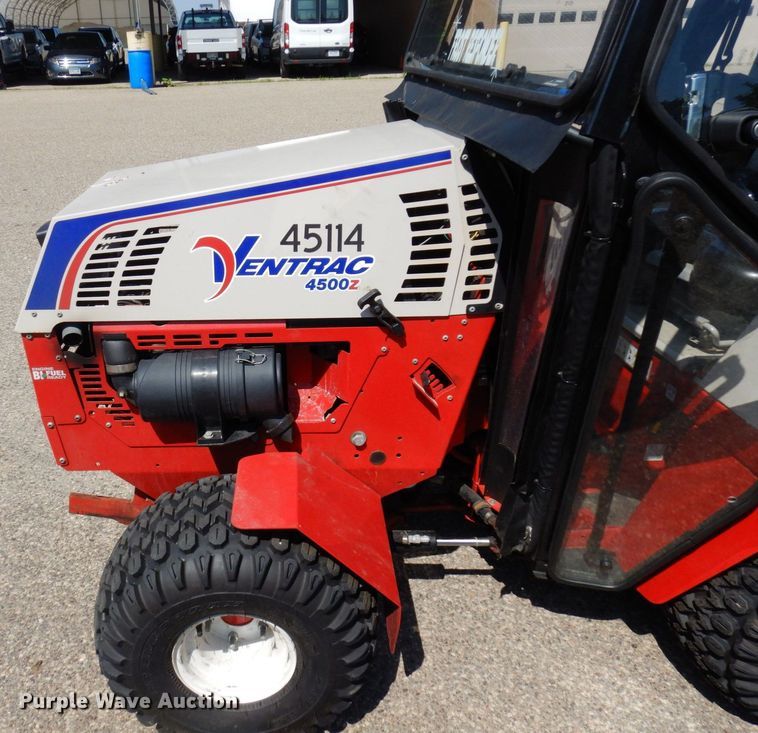 image for item AF9690 2019 Ventrac 4500Z  compact tractor