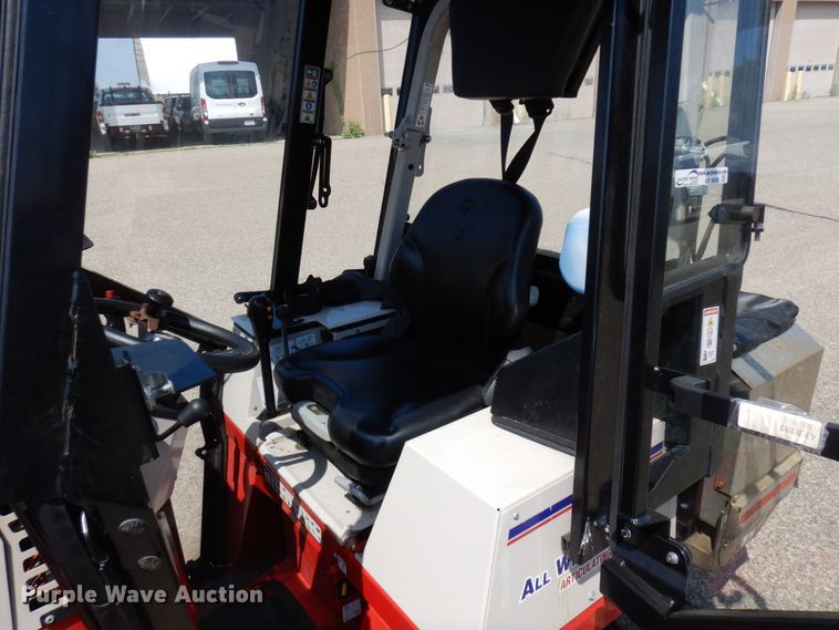 image for item AF9690 2019 Ventrac 4500Z  compact tractor