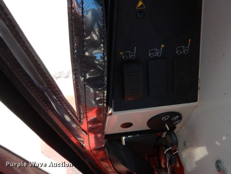 image for item AF9690 2019 Ventrac 4500Z  compact tractor