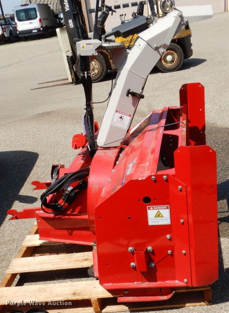 image for item AF9690 2019 Ventrac 4500Z  compact tractor