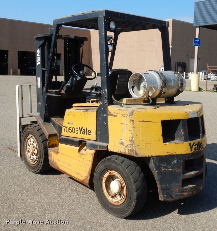 image for item AF9691 Yale GLP070LGNGBE083  forklift
