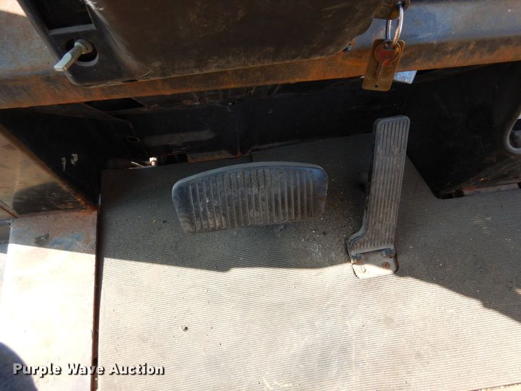 image for item AF9691 Yale GLP070LGNGBE083  forklift