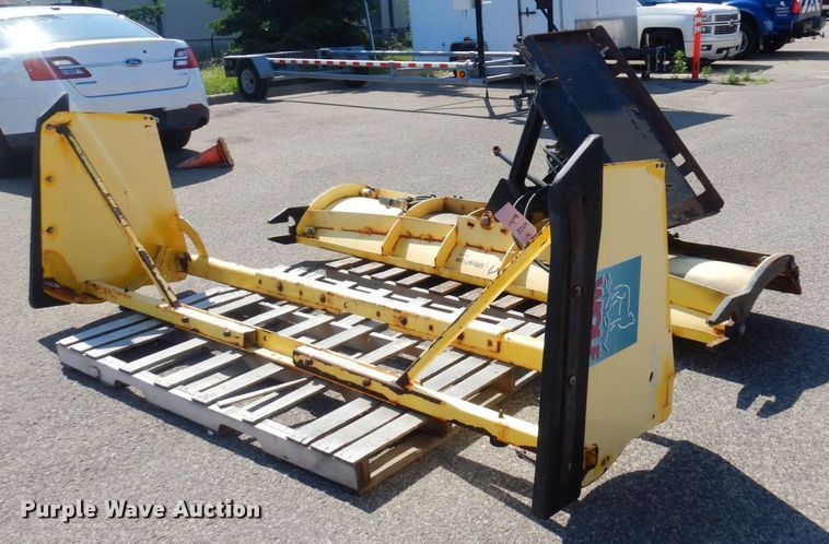 image for item AF9695 Snow Wolf  skid steer snow plow