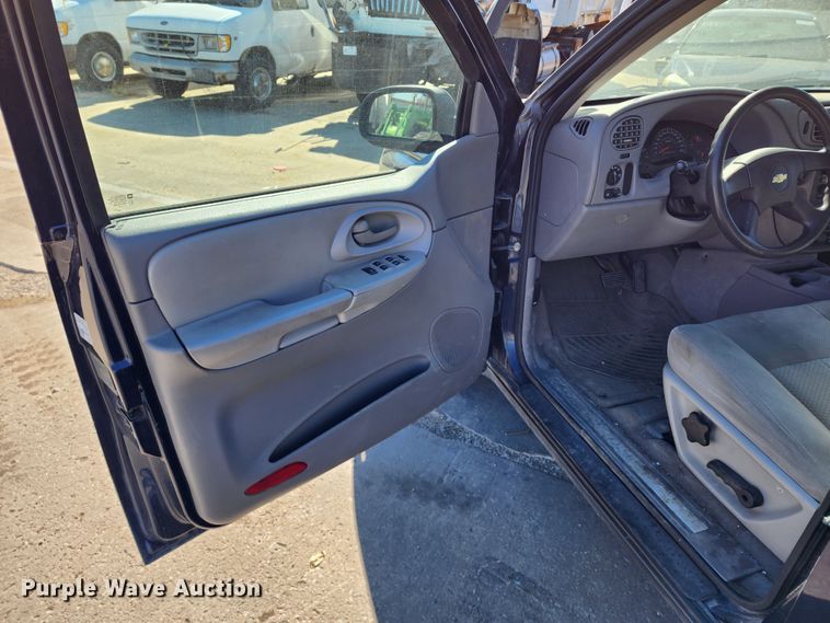 image for item DC6211 2008  Chevrolet TrailBlazer  SUV