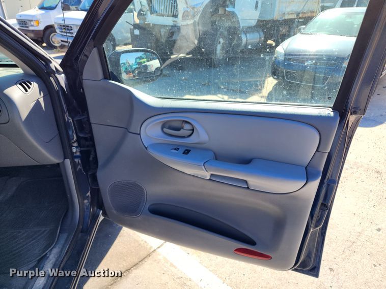 image for item DC6211 2008  Chevrolet TrailBlazer  SUV