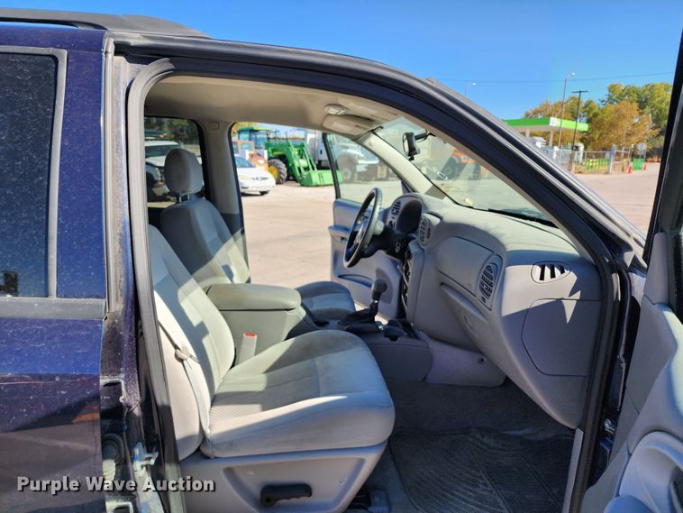 image for item DC6211 2008  Chevrolet TrailBlazer  SUV