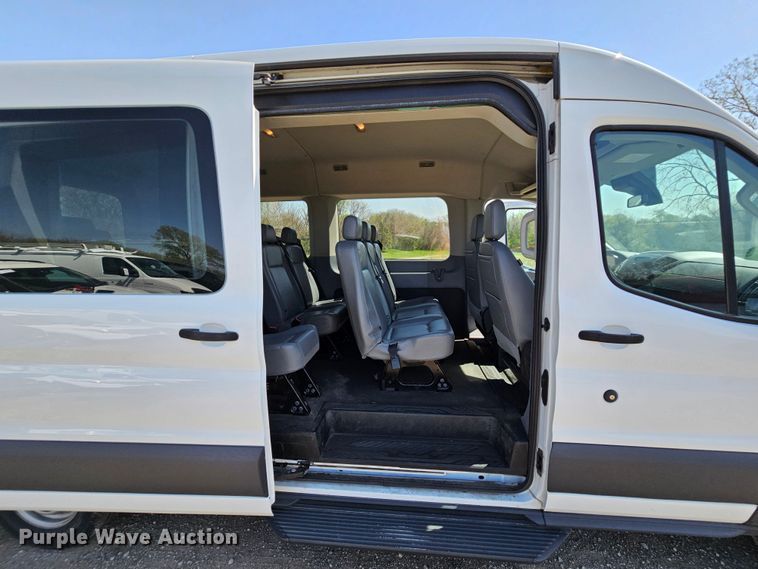 image for item DK1755 2017 Ford Transit 350  van