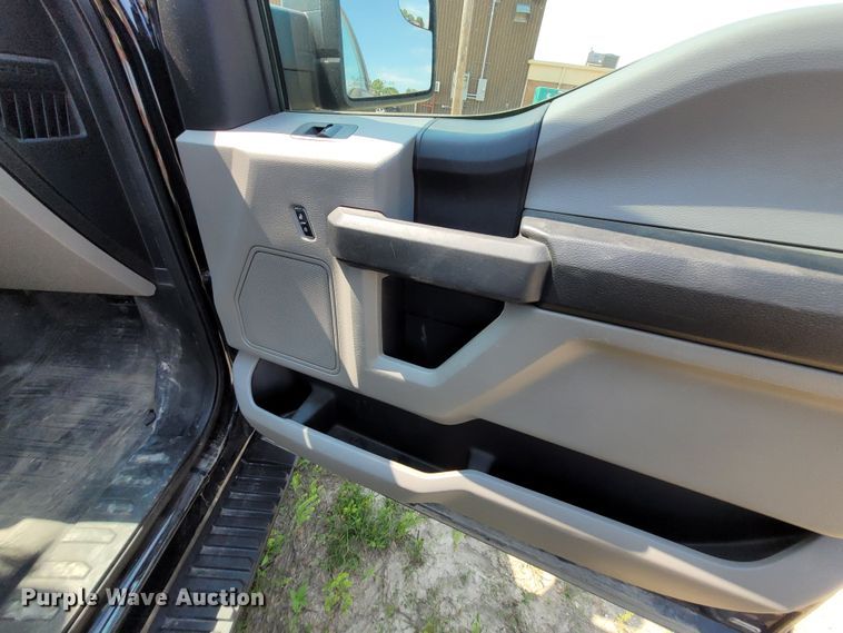 image for item DK1861 2018 Ford F150  SuperCrew pickup truck