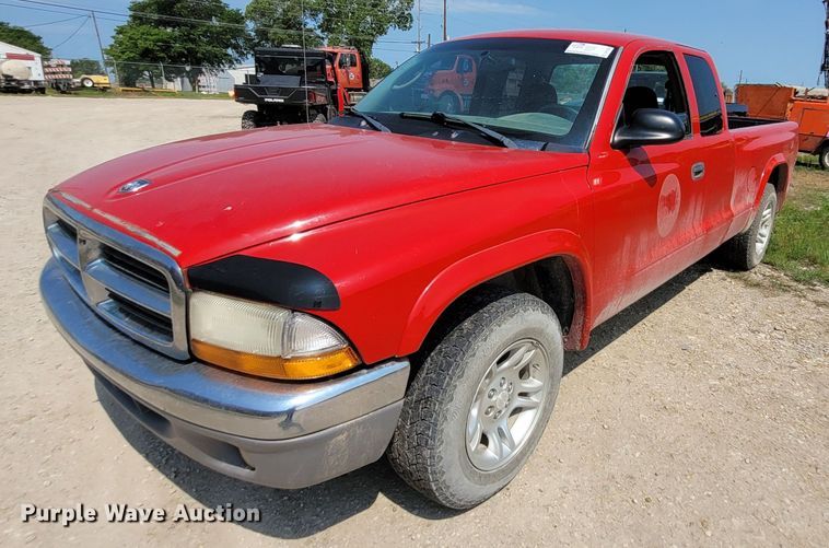 image for item DK1862 2004 Dodge Dakota  Club Cab pickup truck