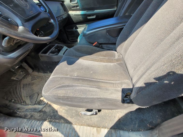 image for item DK1862 2004 Dodge Dakota  Club Cab pickup truck