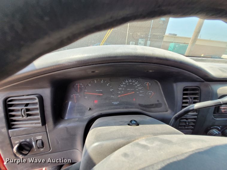 image for item DK1862 2004 Dodge Dakota  Club Cab pickup truck